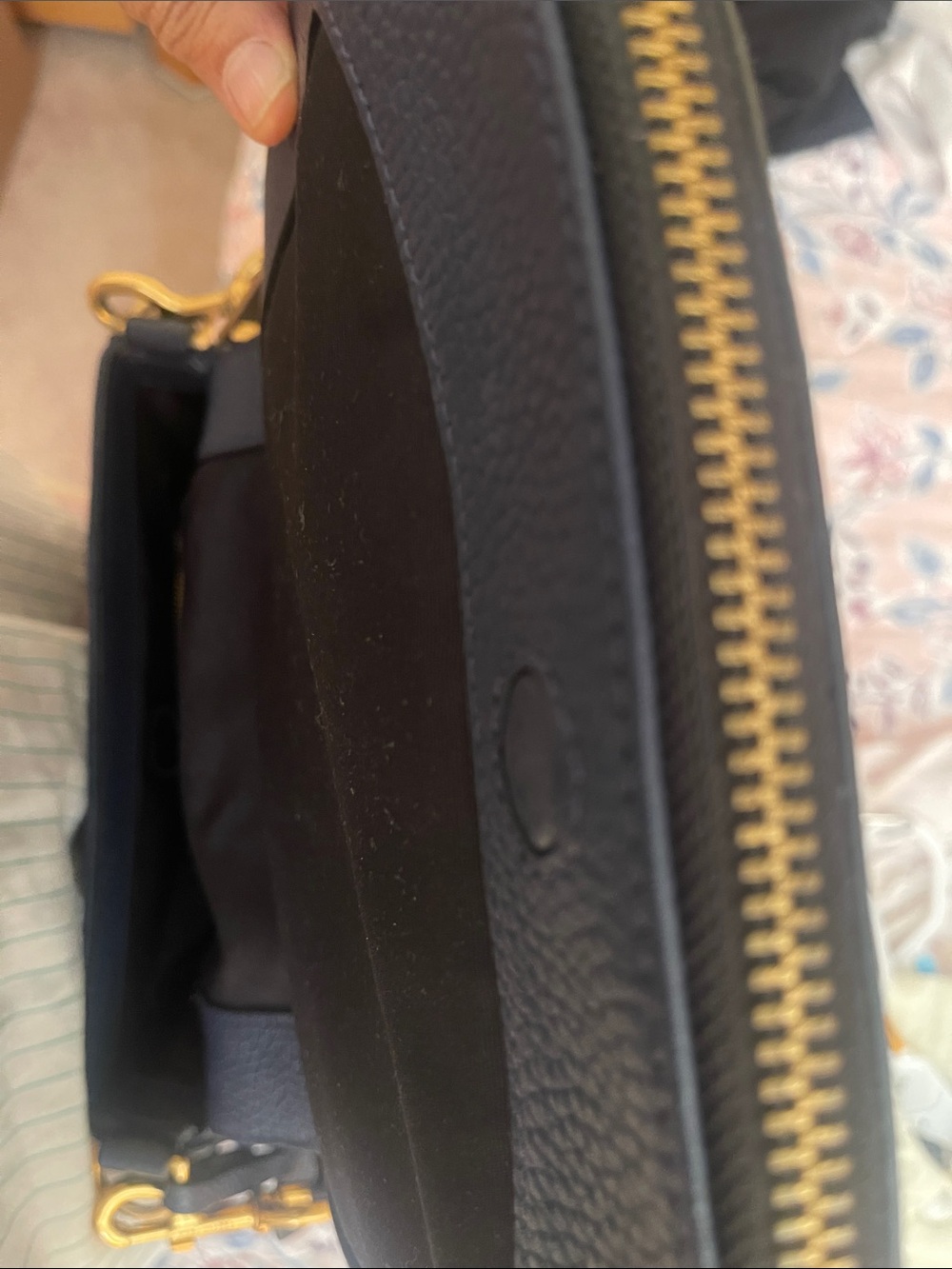 Marc Jacobs Crossbody with grey and burgundy strap for @denawilliams246 - Picture 11 of 13